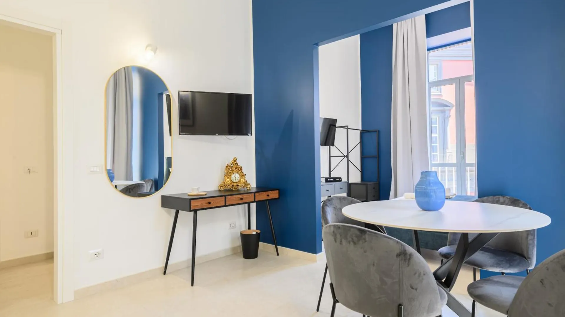 Guest house Into Mann Hotel Naples