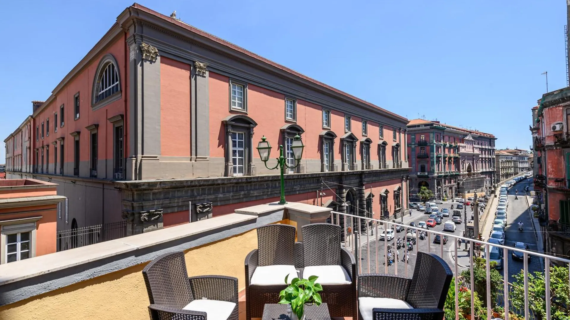 Into Mann Hotel Naples 0*,