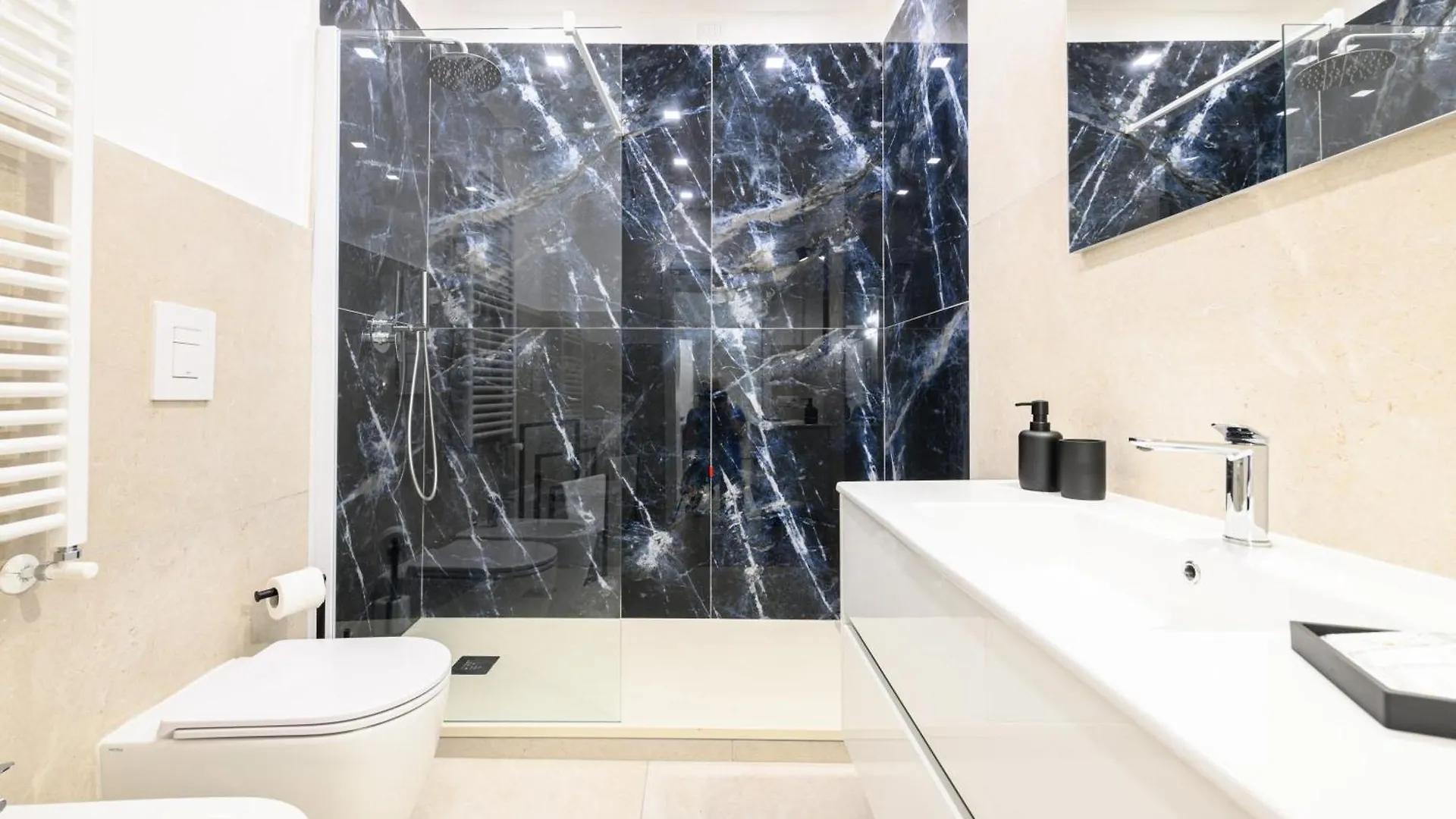 Guest house Into Mann Hotel Naples