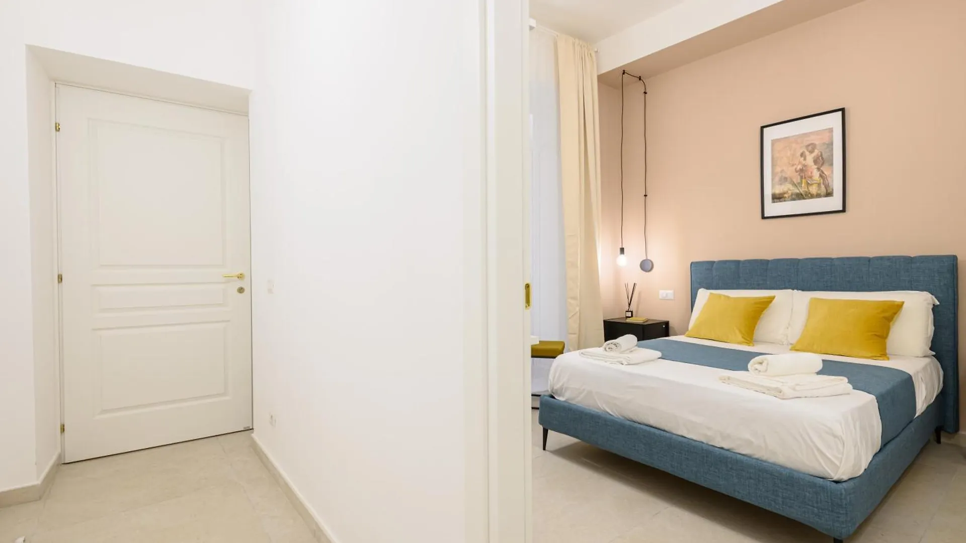 Into Mann Hotel Naples