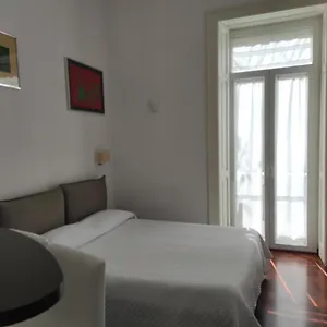 Bed & Breakfast Luca Giordano 142, Napoli