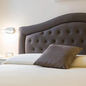Affittacamere Royal Luxury, Napoli